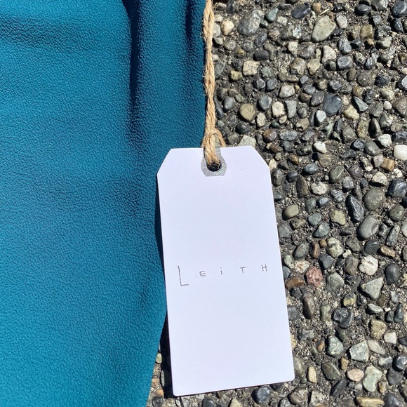 Leith Deep neck tank top Teal NWT XS - Picture 2 of 5